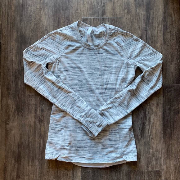 Lululemon Runderful Long Sleeve.